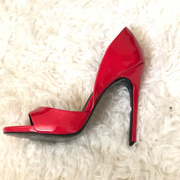 Beautiful red high heel stilettos BNWT - Picture 4 of 6